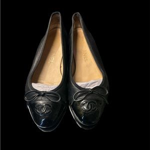 Vintage Chanel ballet flats